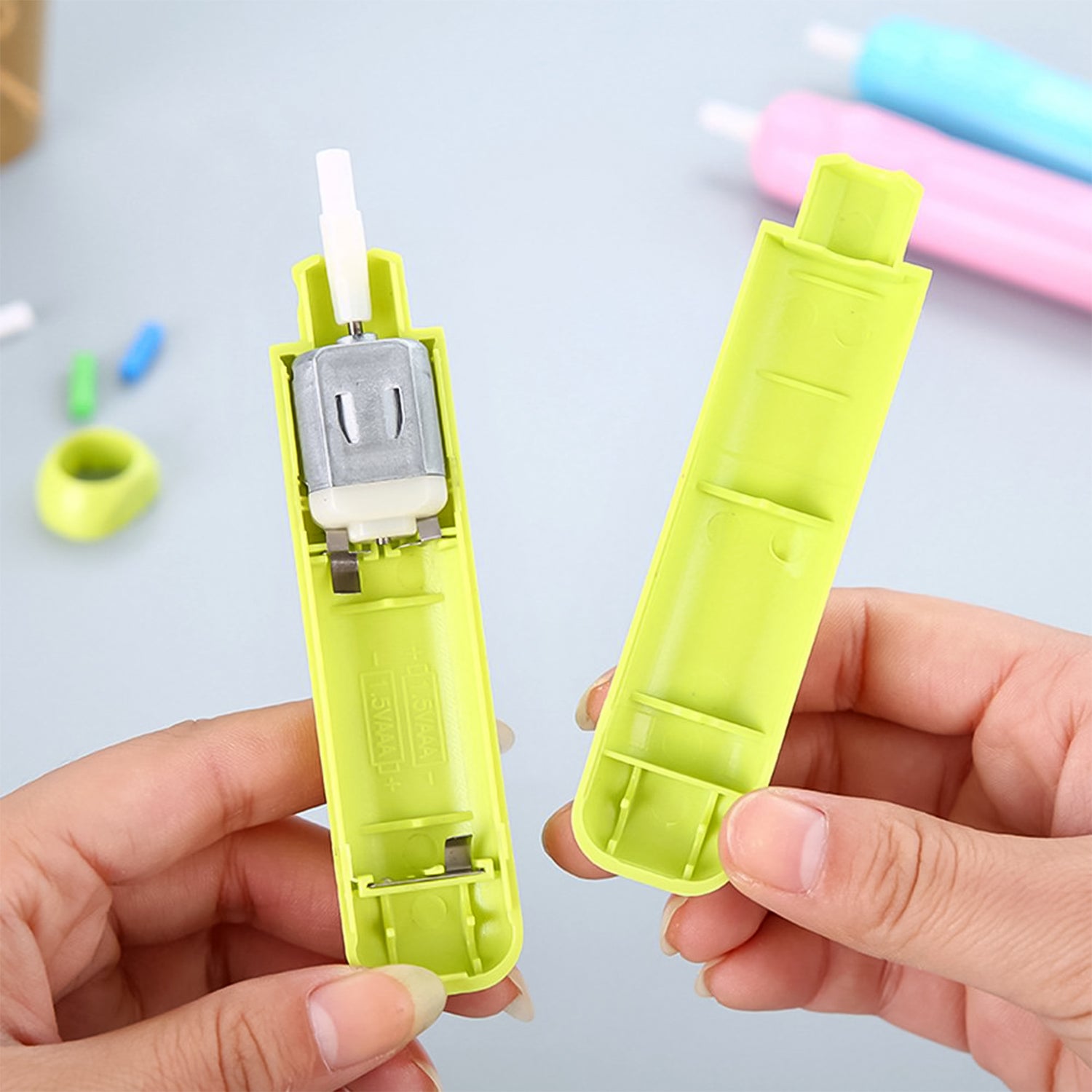 Electric Eraser Kit Automatic Pencil Eraser Battery Operated with 12 Eraser Refills Electric Eraser Kit Automatic Pencil Eraser Battery Operated with 12 Eraser Refills